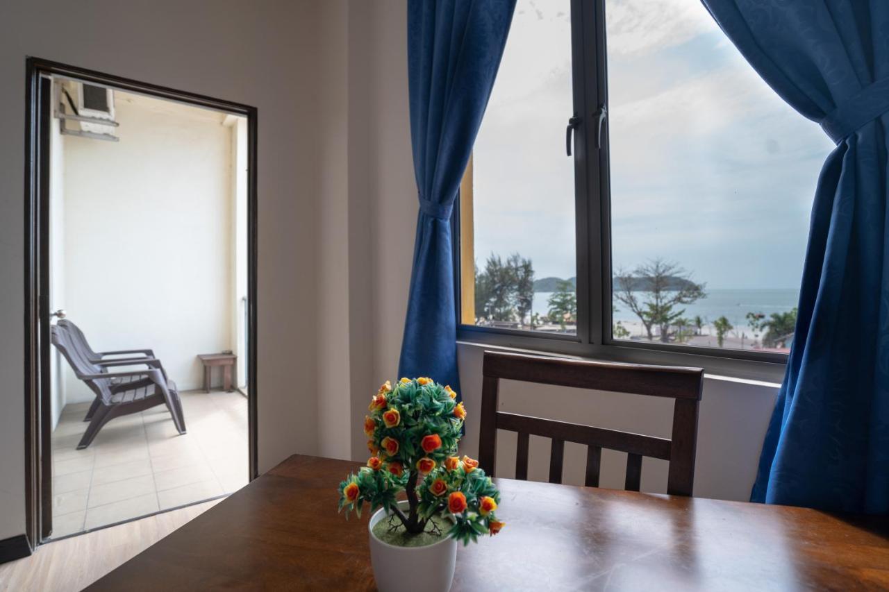 פנתאי צנאנג Paretto Seaview Hotel מראה חיצוני תמונה